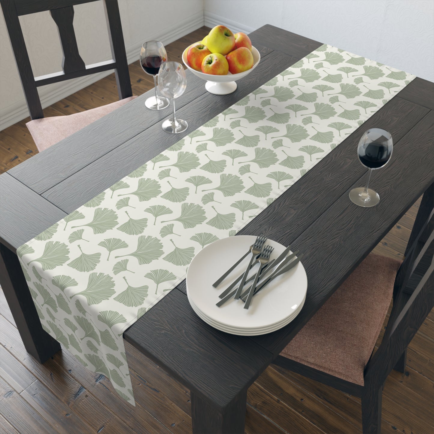 Green Fan Leaf Table Runner