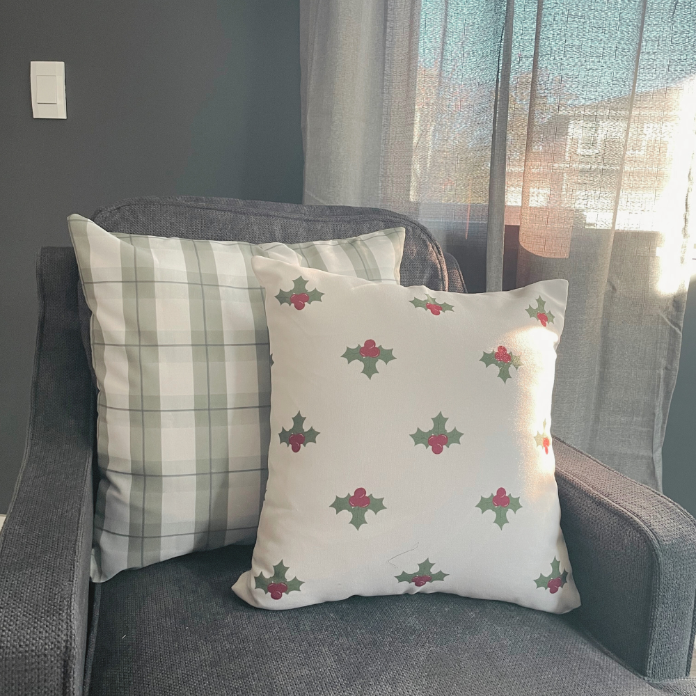 Holly + Plaid Pillowcase Set