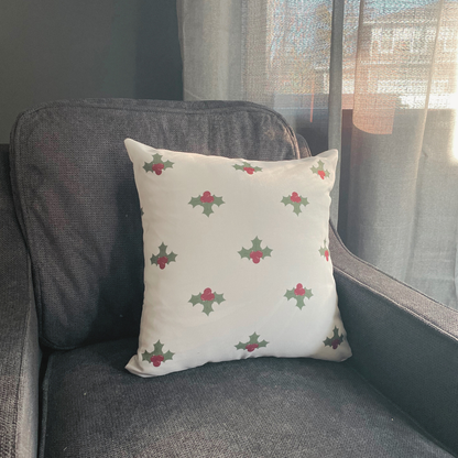 Holly + Plaid Pillowcase Set