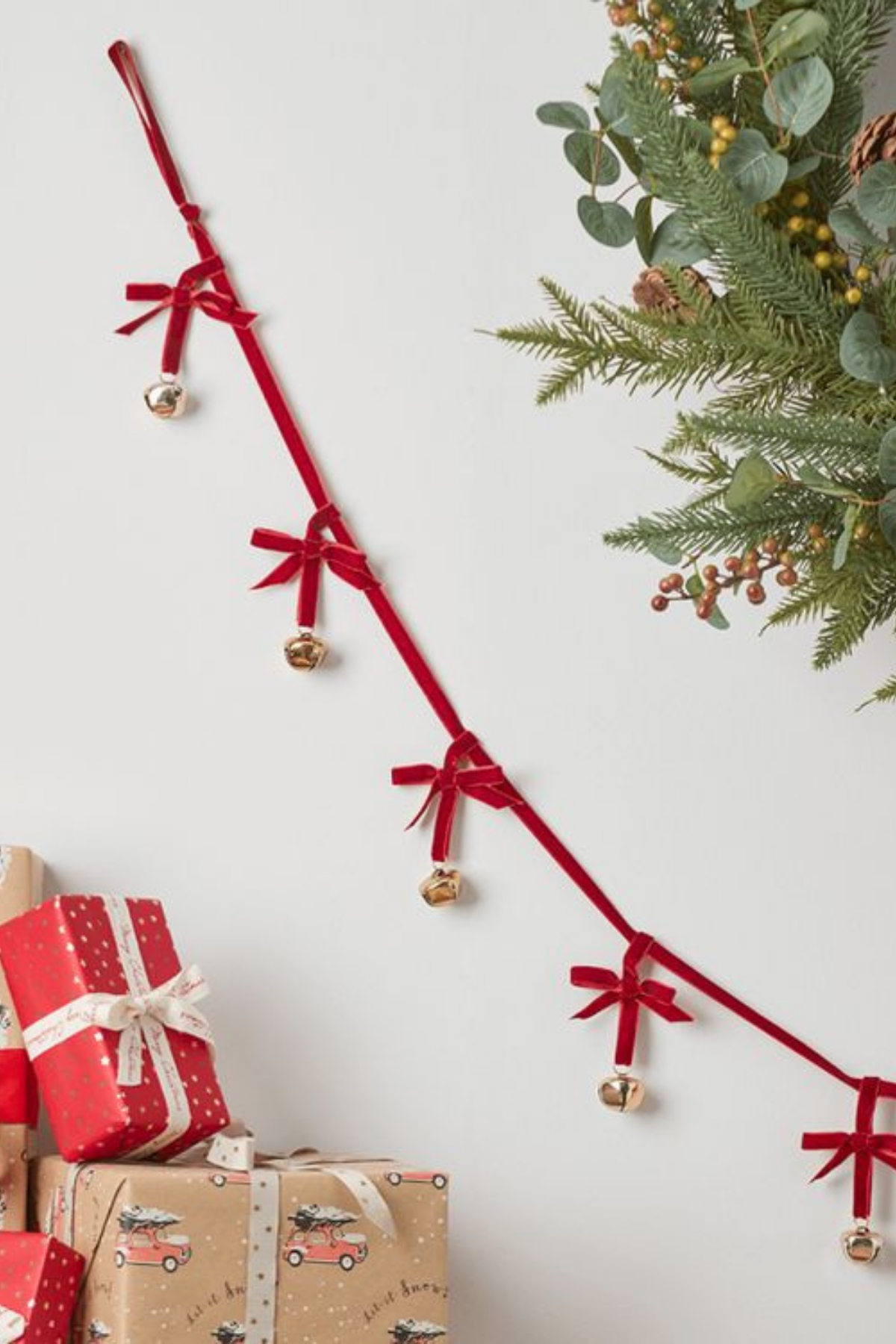 Velvet Bell Ribbon Garland