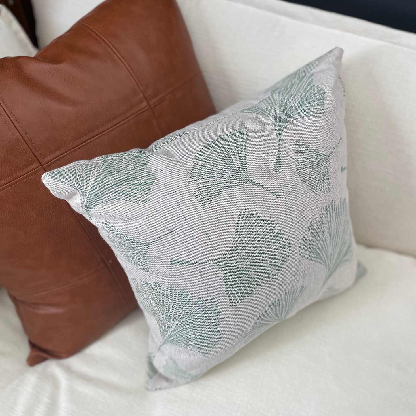 Green Fan Leaf Woven Pillow - Loonstead Living